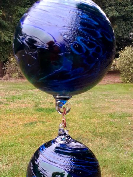 #10102505 Three ball hanging sculpture LG-6.18''  Med-5'' Sm-3.75''  Long-22'' $170.00