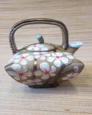 Cherry blossom Teapot 