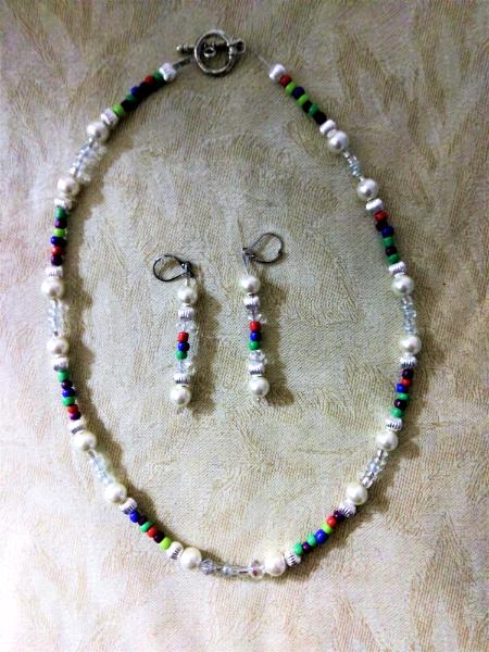 Mixed colors pearl necklace set
