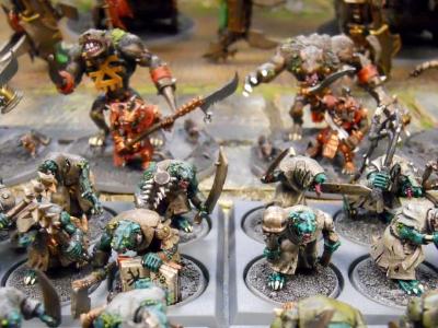 Plaguebearers & Juggernauts of Khorne Plaguebearers & Juggernauts of Khorne