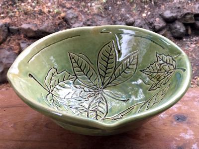 Verdant Green Bowl with Leaves