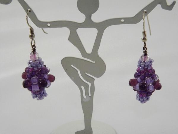 E-29 Shades of Purple Beaded Bead Earrings