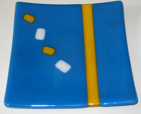 Egyptian blue and yellow plate wit yellow and white squares