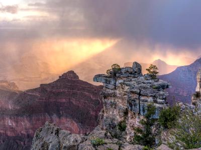 Cone of Sunlight over Grand Canyon Cone of Sunlight over Grand Canyon