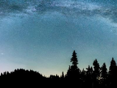 Milky Way over Hurricane Ridge (Click for full width) Milky Way over Hurricane Ridge (Click for full width)