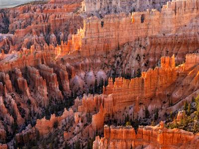 Wall of Windows and Hoodoo Ridges Wall of Windows and Hoodoo Ridges