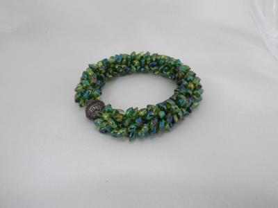 B-58 green AB spikey bracelet B-58 green AB spikey bracelet