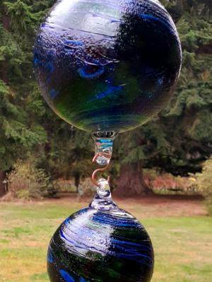 #10102506 Three ball hanging sculpture LG-5.75''  Med-4.5'' Sm-3.25''  Long-22'' $170.00