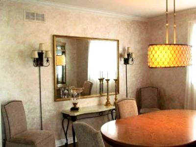 Gliver walls ( Gold and silver)