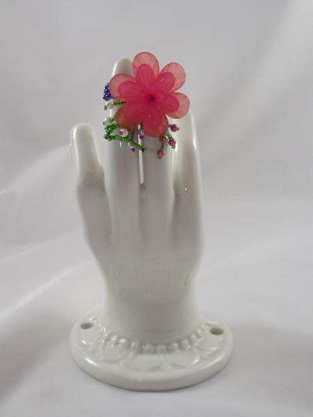 R-14 Periwinkle Beaded Ring w/Coral & Pink Flower