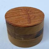 Round Box with leaf lid