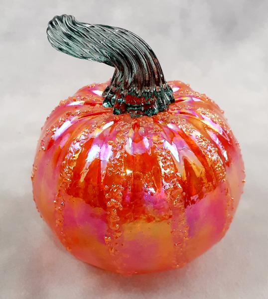 #09162519 Sm Pumpkin 3'' to 4'' Iridised $40.00