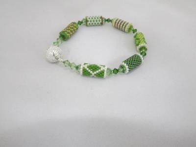 B-55 shade of green bead tube bracelet